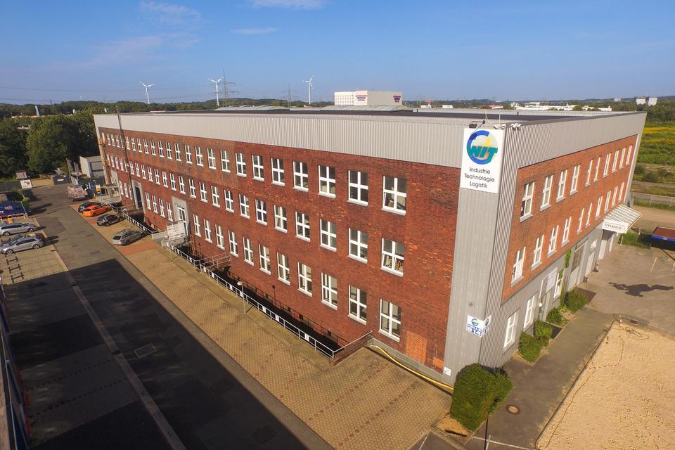 BÜRO – 270 m² – 7 BÜROS – 2 BESPRECHUNGSRÄUME – KÜCHE – LASTENAUFZUG – STELLPLÄTZE – TOP AUFGETEILT! – Bild 20