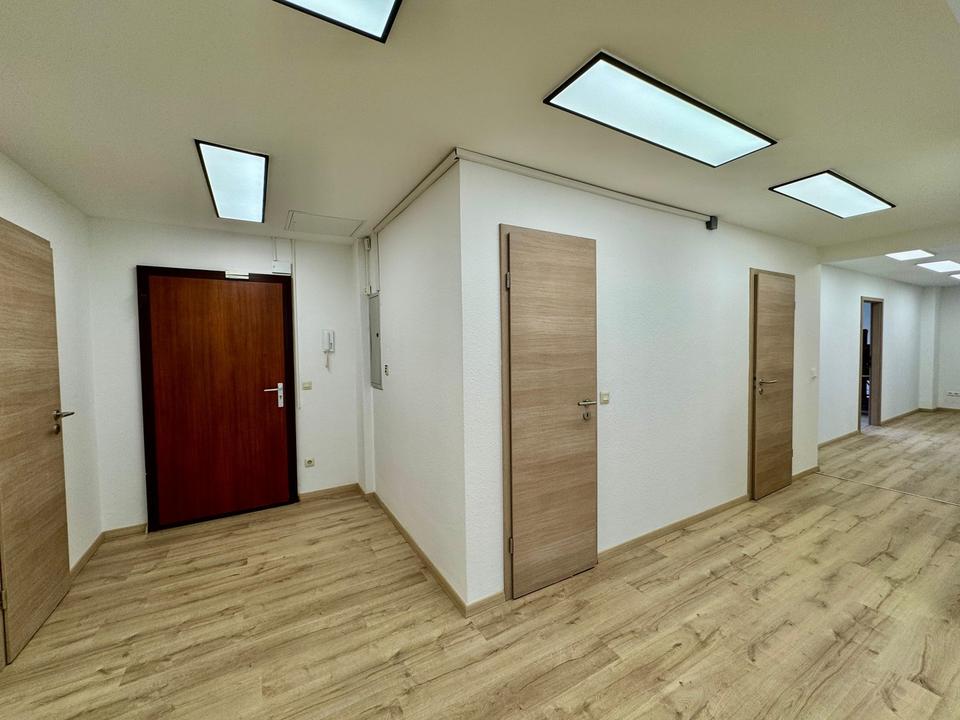 Büro / Praxis / Seminarräume Nürnberg – saniert, 220 m², bei Hbf – provisionsfrei (Eigentümer) – Bild 19
