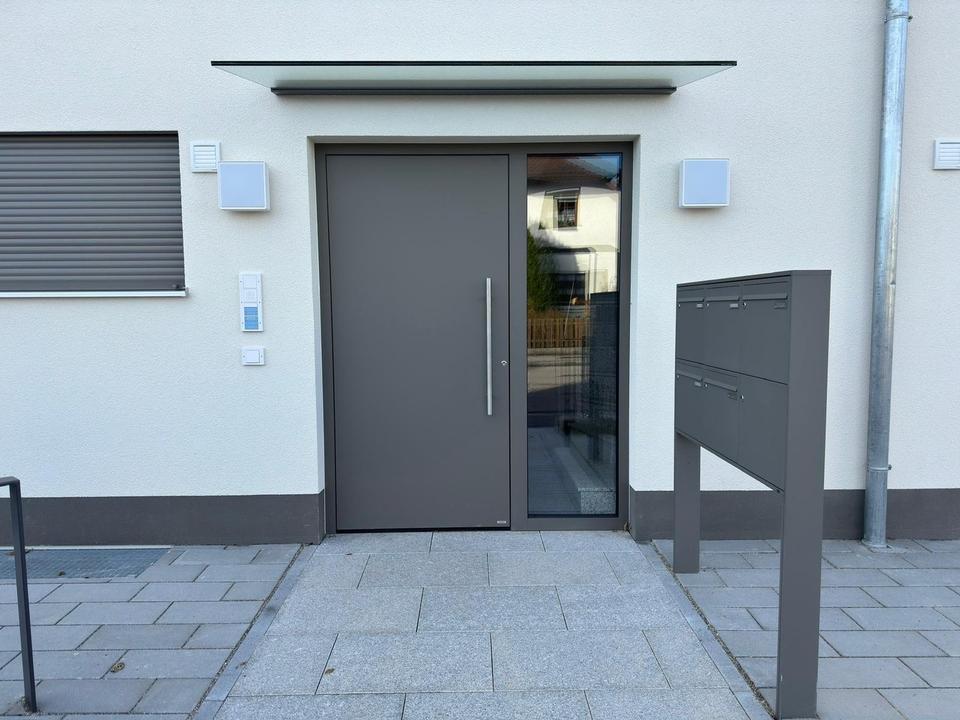 Sofort beziehbar: Neubau 3-Zimmer Gartenwohnung am Wasserturm 16 in Geisenfeld – Bild 2