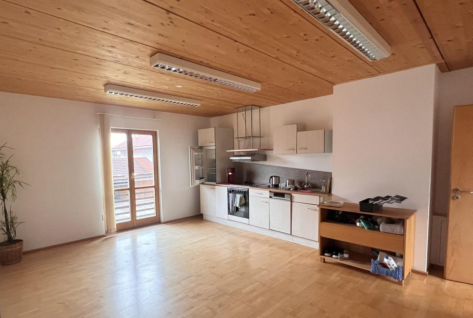 Attraktive Bürofläche im Obergeschoss – hochwertige Holzständerbauweise – Bild 7