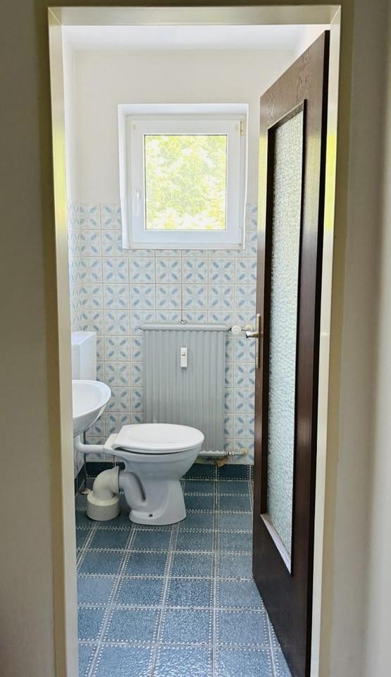 Seltenes Fundstück! Büro + Halle / Werkstatt inkl. Keller/ Lager = ges. ca. 380 m2 in Wörth a.d.I – Bild 11