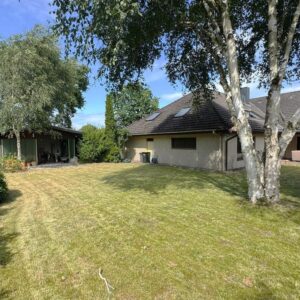 Vielseitiger Bungalow mit Einliegerwohnung