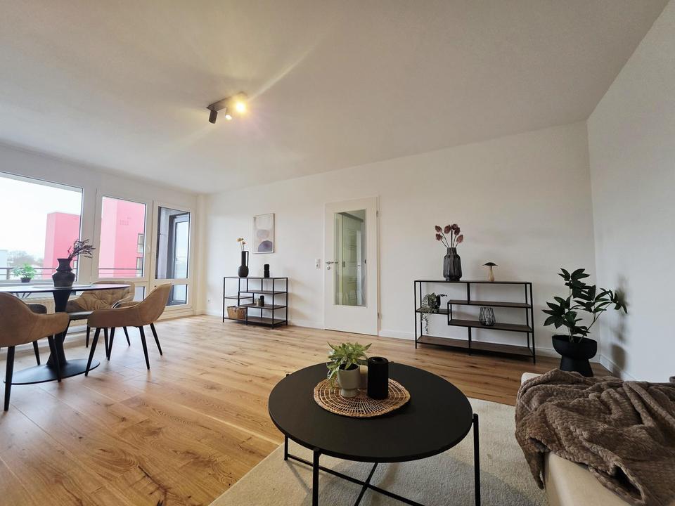 Sofort einziehen: Stilvoll sanierte Eigentumswohnung mit Sonnenbalkon im schönen Findorff