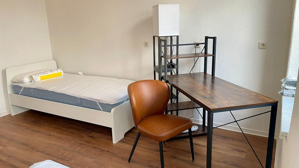 5-Zi-Wohnung für Familien, Zeitarbeiter, WG geeignet in Halle/Saale – Bild 3