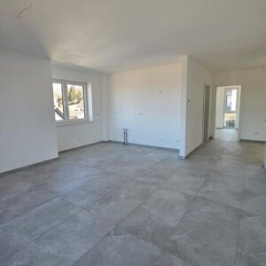 ** Neubau genießen: Komfort trifft auf ruhige Lage nahe dem Stadtkern **