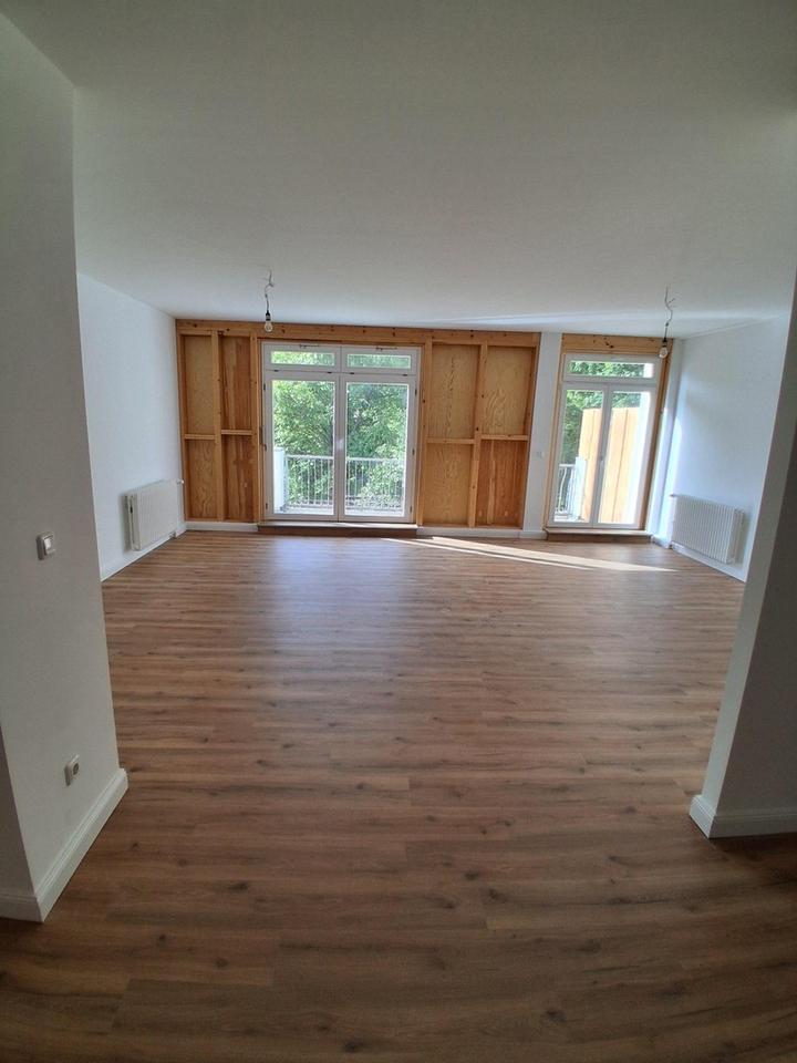 Schöne neu errichtete 3 bis 4 Zimmer-Dachgeschosswohnung mit geh. Innenausstattung und Dachterrasse – Bild 4