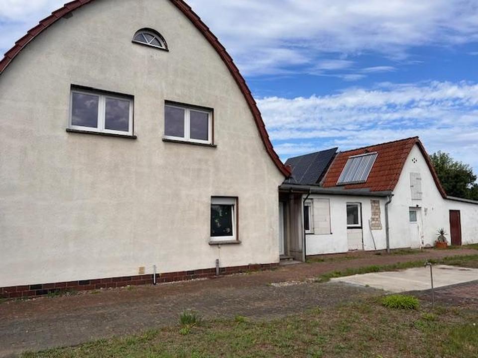 Besichtigung, So., 01.02.//13-14 UHR// Doppelhaushälfte, renov. bedürftig, 209.000 €, keine Prov. – Bild 3