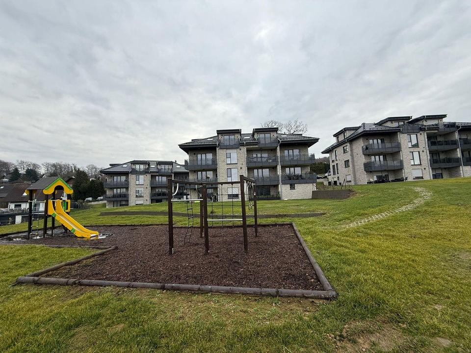 ** Exklusive 3-Zimmer- Dachgeschosswohnung im Herzen von Waldbröl !** – Bild 4