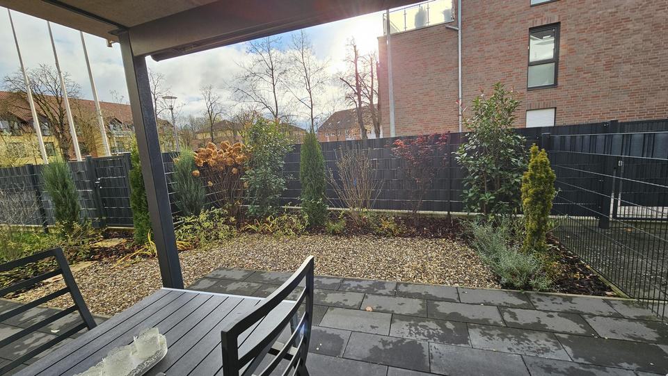 Neuwertige 2-Zimmer Erdgeschosswohnung mit Einbauküche + Garten – Bild 14