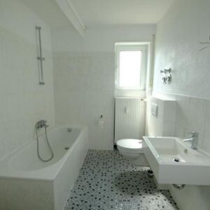 Rodalben, Lohn: 1-Zimmer-Apartm,Einbauküche&Bad. zentrumsnah, Anschluss an alle Fernstraßen