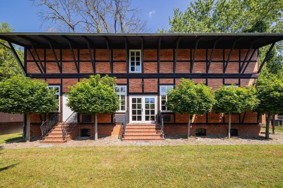 Pferdegestüt und exkl. Anwesen 70 km südöstl. von Hamburg - optional bis 30 ha Zukauf möglich – Bild 30