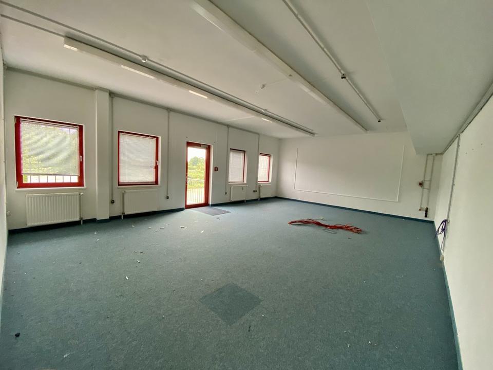 Attraktive 3.200 m² Einzelhandelsfläche im Fachmarktzentrum – Top-Lage gegenüber Toom Baumarkt – Bild 33