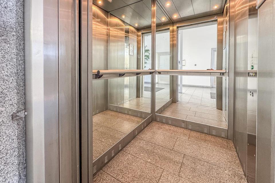 BÜRO – 270 m² – 7 BÜROS – 2 BESPRECHUNGSRÄUME – KÜCHE – LASTENAUFZUG – STELLPLÄTZE – TOP AUFGETEILT! – Bild 18