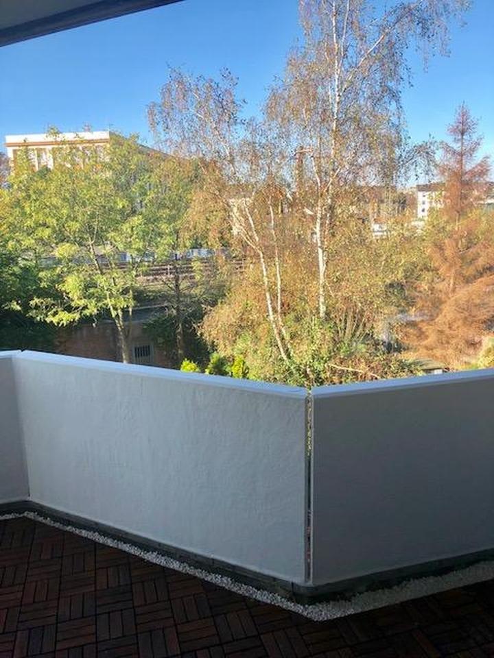 Stilvolle 1-Zimmer-Wohnung mit Einbauküche und Balkon in Unterbilk-Hafen – Bild 2