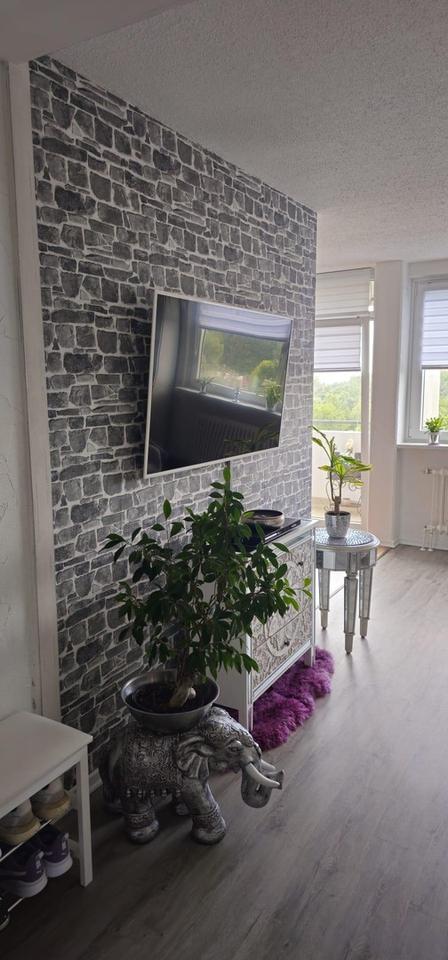 Schöne kernsanierte 3-Zimmerwohnung mit traumhaftem Weitblick – Bild 3