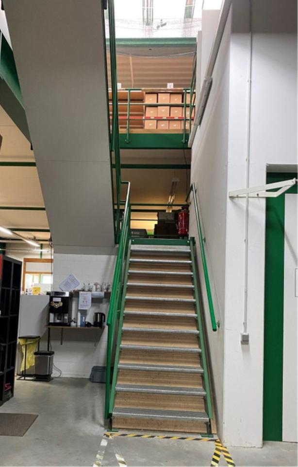 Moderne Lagerhalle, Bj.2004,2000m², 2- geschossig mit Aufzug, Rolltor und Schleuse für Be-Entladung – Bild 11