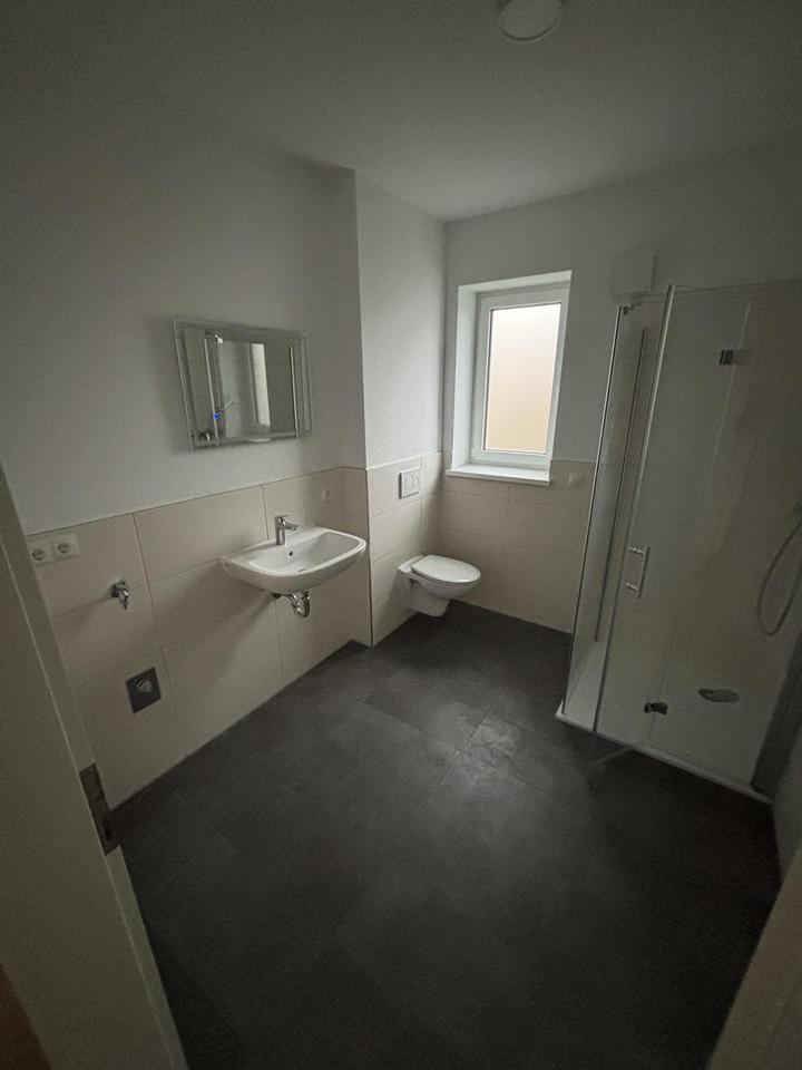 3-Zimmer Dachgeschoss Wohnung in energieeffizientem KFW55 Haus – Bild 22