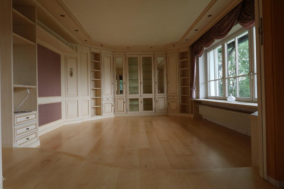 "Haus Sissi" m. einzigartiger Innenausstattung in idyllischer, ruhiger Hanglage (teilmöbliert) – Bild 6