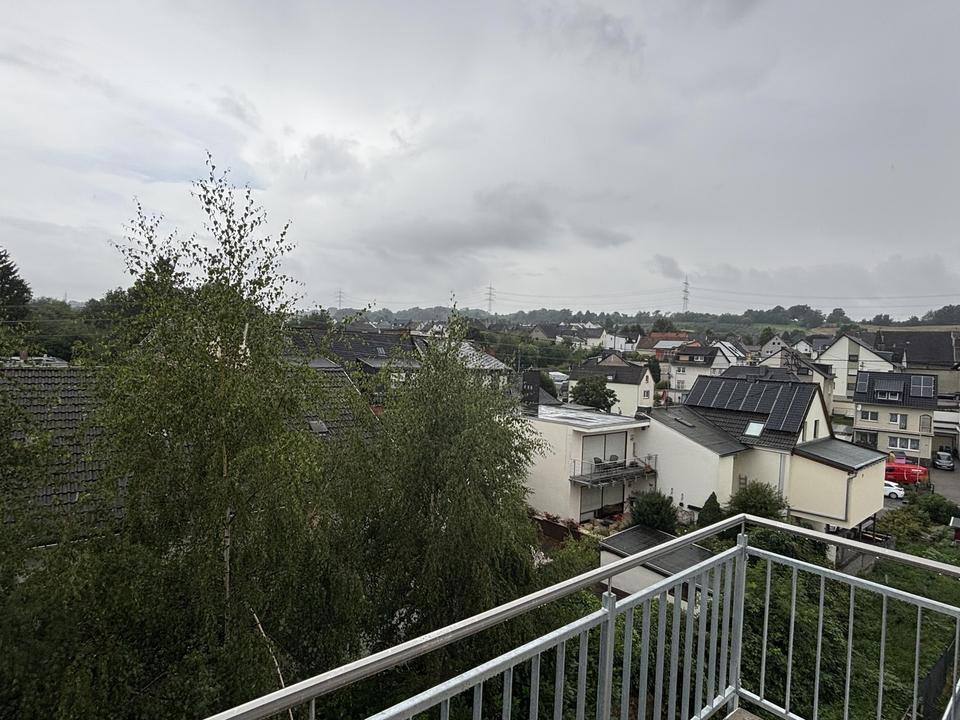 3-Zimmer Dachgeschoss Wohnung in energieeffizientem KFW55 Haus – Bild 7