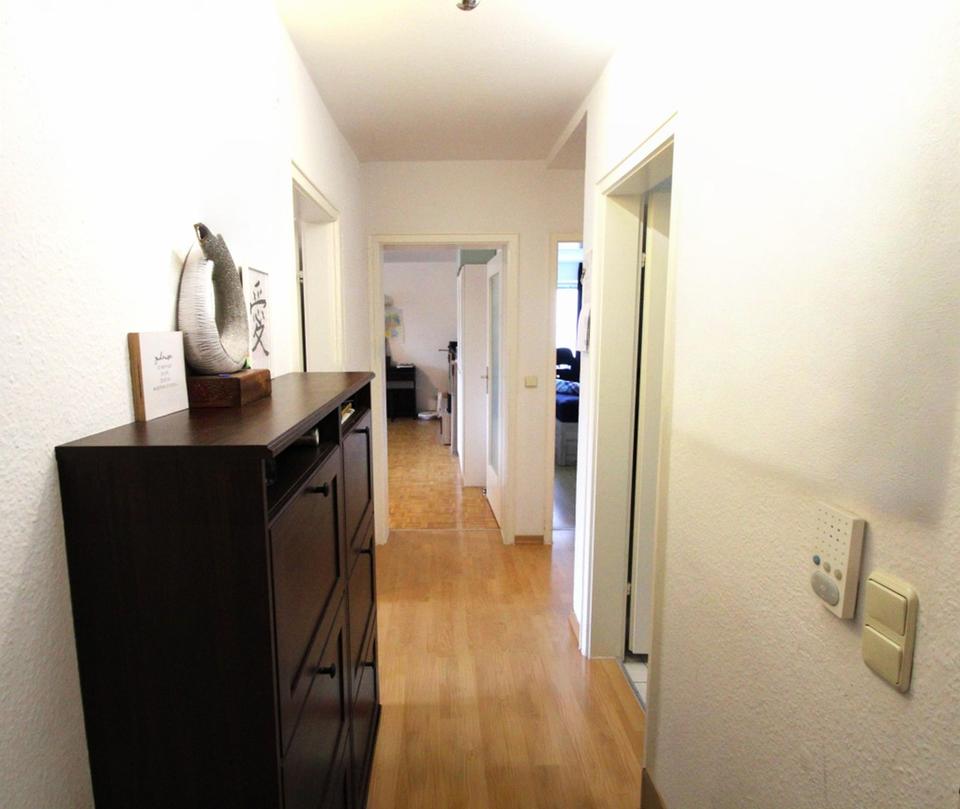 Von Privat: schöne, helle 3 Zimmer-Wohnung, 86 m² für Eigennutzer oder Kapitalanleger – Bild 4