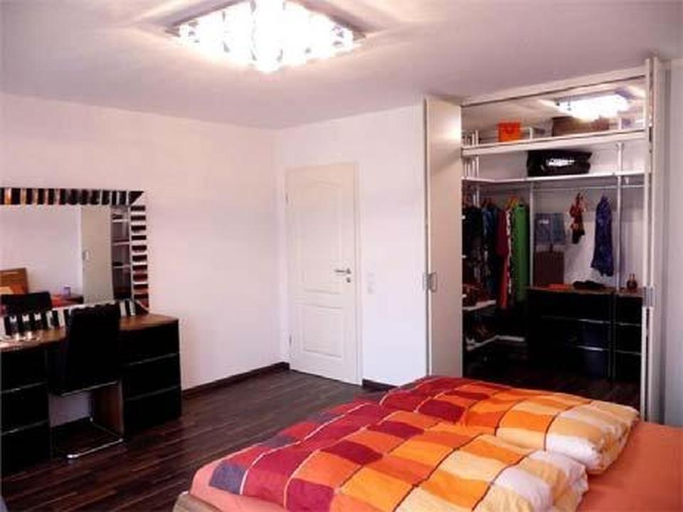 *3,5 Zimmerwohnung in Karlsruhe mit großer 200m² Sonnenterrasse* – Bild 9