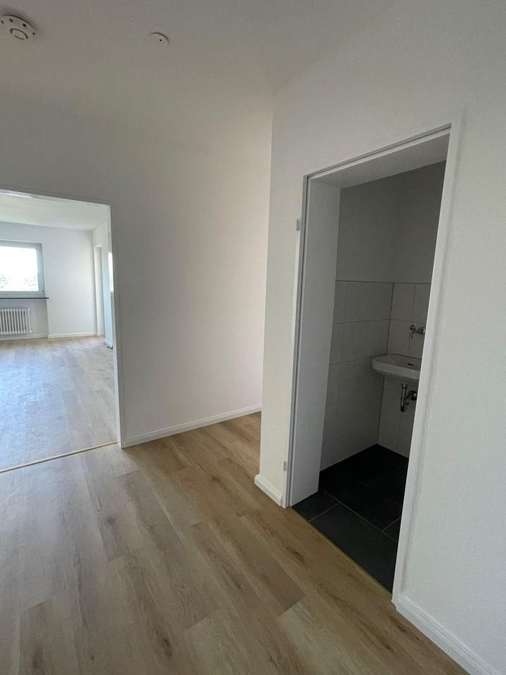 4er WG in einer 4 1/2 Zimmer Wohnung im 6. Stock – Bild 20