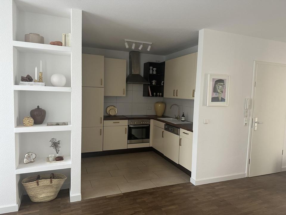 Sofort einziehen und wohlfühlen: Wunderschöne 2,5-3 Wohnung mit Balkon in toller Lage – Bild 5