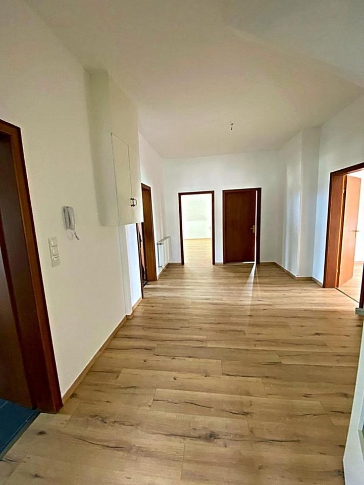 Courtagefrei: – Bild 4