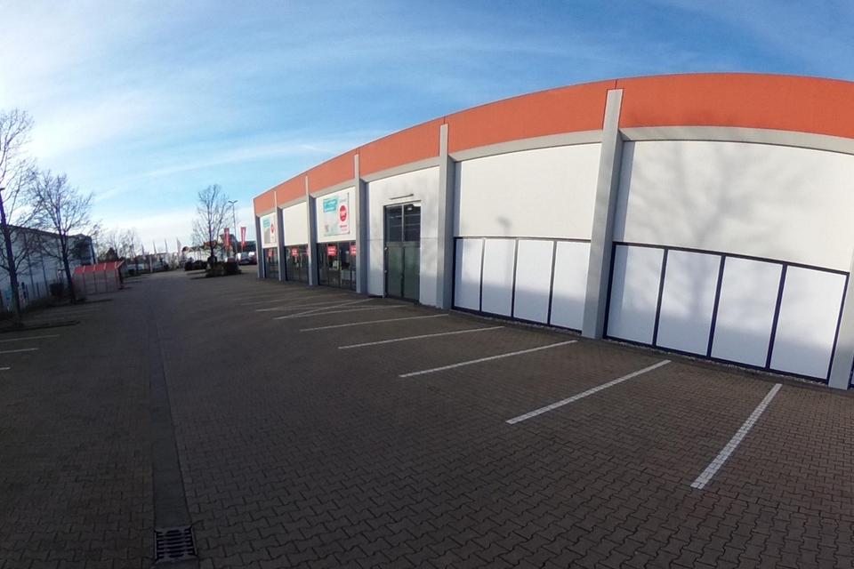 Attraktive 3.200 m² Einzelhandelsfläche im Fachmarktzentrum – Top-Lage gegenüber Toom Baumarkt – Bild 8