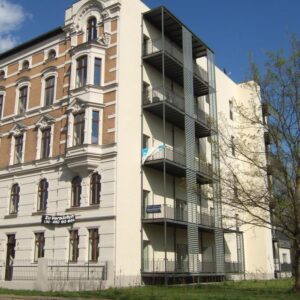 Stuckaltbauwohnung - Toller Schnitt - Lärchendielen - Flügeltüren - Marmorbad