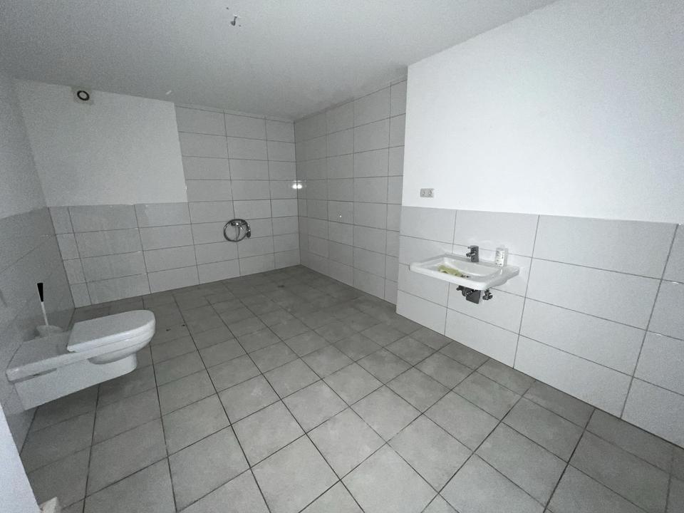 Barrierefreie Praxis-/Gewerbefläche mit 255 m², großer Terrasse, 3 Badezimmern – ab sofort! – Bild 17