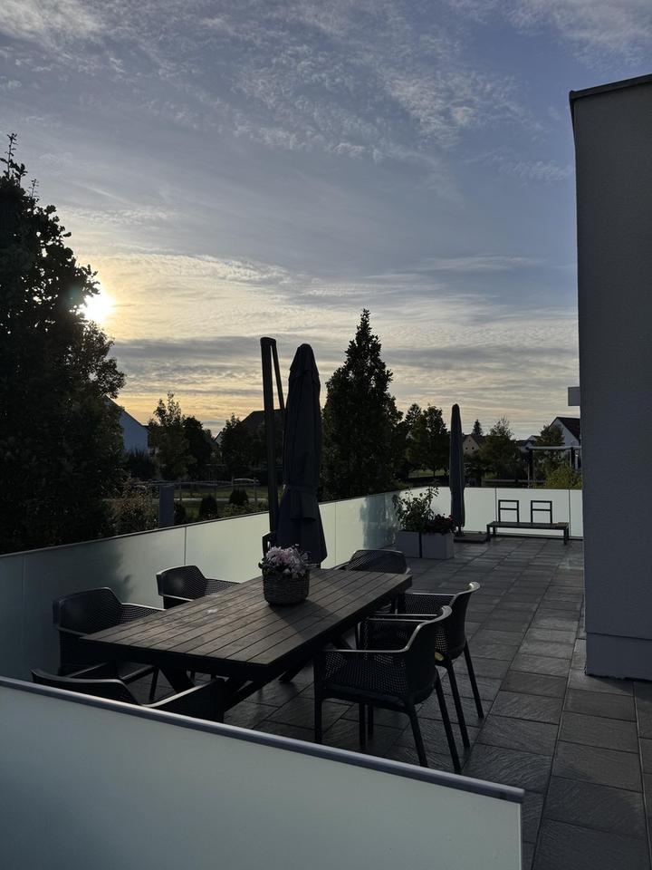 Architekten Stadtvilla in Neuendettelsau - freistehendes Einfamilienhaus mit Doppelgarage – Bild 8