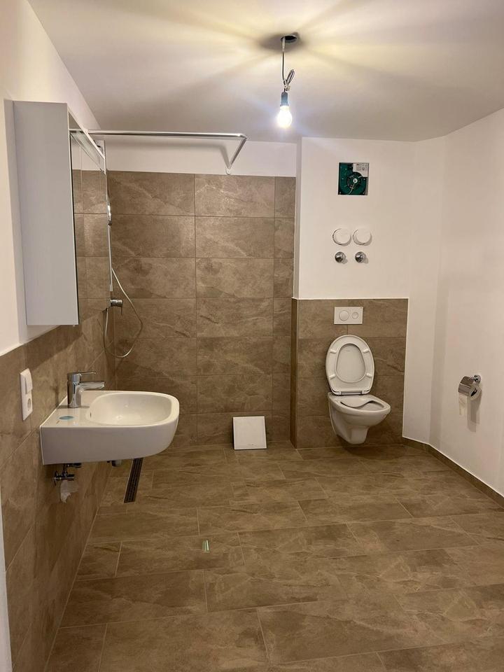 1-Zimmerwohnung mit Terrasse und Einbauküche – Bild 4