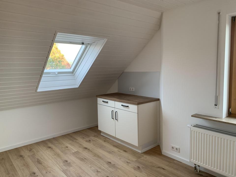 Attraktive 3-Zimmer-Wohnung (ca. 80 m²) in Ebersbach-Büchenbronn – Bild 4