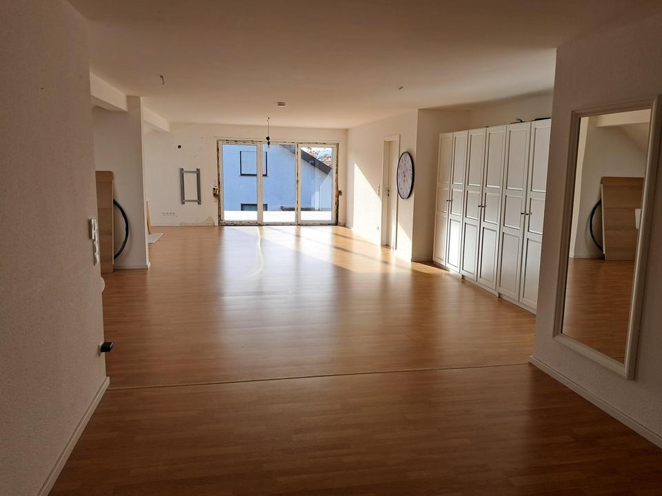 Saniertes Anwesen für bis zu 5 Parteien – Bild 17