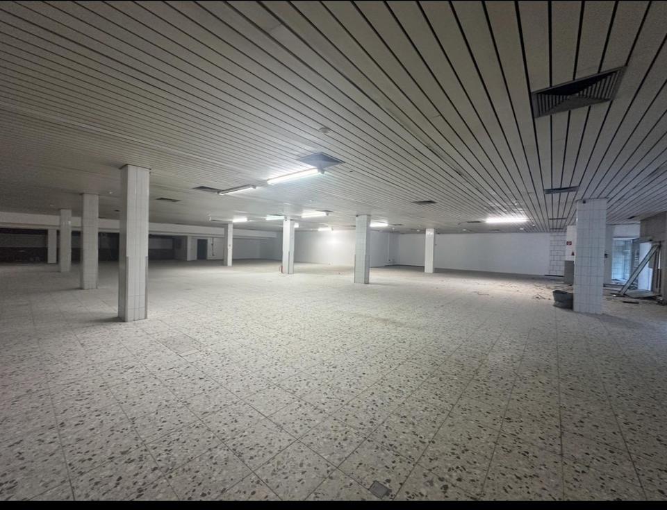Ehemaliger Supermarkt 758m² Gewerbe für Fitness Freizeit Lager Einzelhandel Vereinsheim Sporthalle – Bild 5