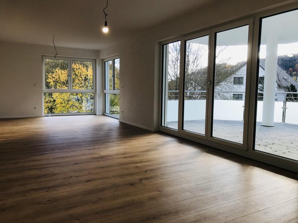 Barrierefreie OG - Wohnung, hell, offen gestaltet, hier fühlt man sich einfach Wohl. – Bild 3