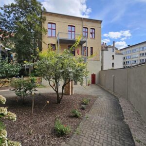 Tolle Loftwohnung mit großem Balkon und Einbauküche sucht kreative Raumgestalter!