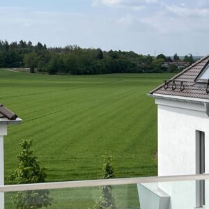 2 1/2 Zimmer Maisonette mit niedrigen Nebenkosten und 2 Dachterrassen