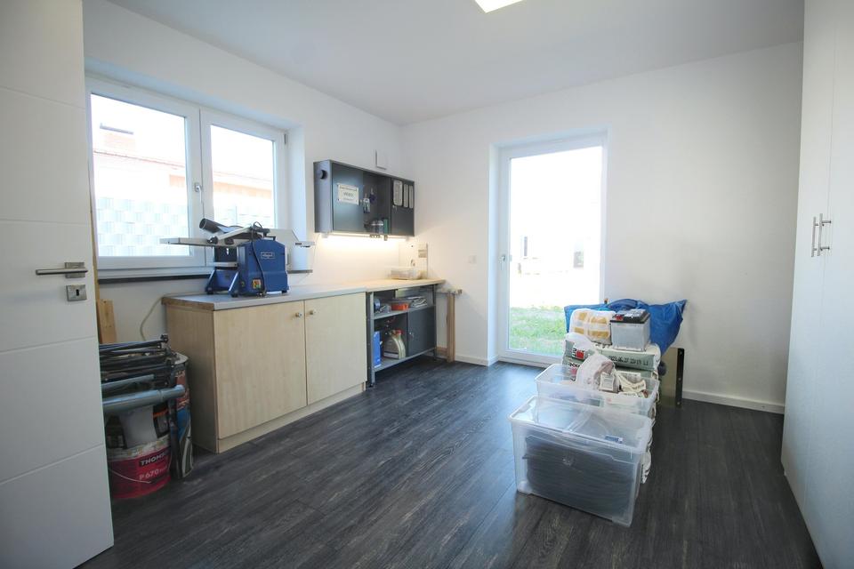 2 Jahre altes Niedrigenergie Traumhaus am Waldrand - Smart-Home! – Bild 16