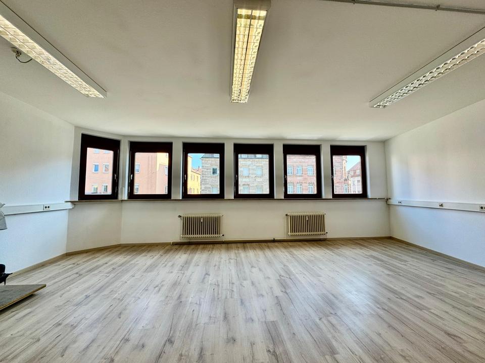 Büro / Praxis / Seminarräume Nürnberg – saniert, 220 m², bei Hbf – provisionsfrei (Eigentümer) – Bild 7