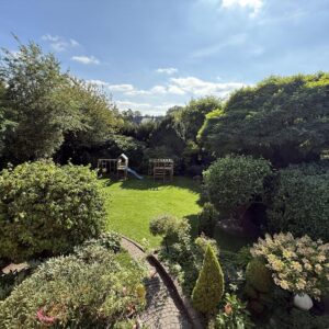 *Provisionfrei* Exklusives Zuhause mit Wellness & Traumgarten in Bremen-Oberneuland