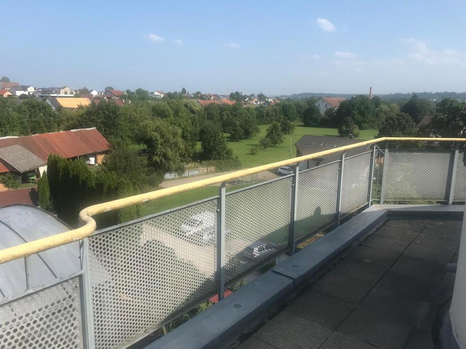 !! RESERVIERT !! Barrierefreie, leerstehende 2,5 Zimmerwohnung mit Balkon und TG – Bild 9