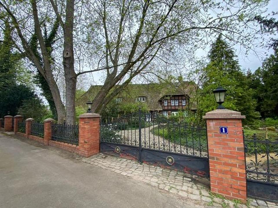 Pferdegestüt und exkl. Anwesen 70 km südöstl. von Hamburg - optional bis 30 ha Zukauf möglich – Bild 28