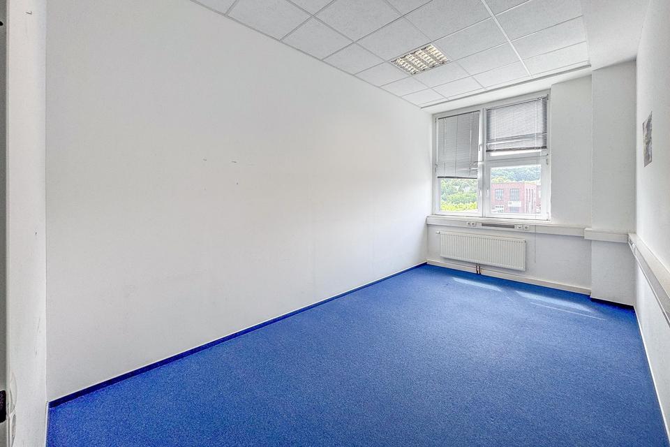 BÜRO – 270 m² – 7 BÜROS – 2 BESPRECHUNGSRÄUME – KÜCHE – LASTENAUFZUG – STELLPLÄTZE – TOP AUFGETEILT! – Bild 8