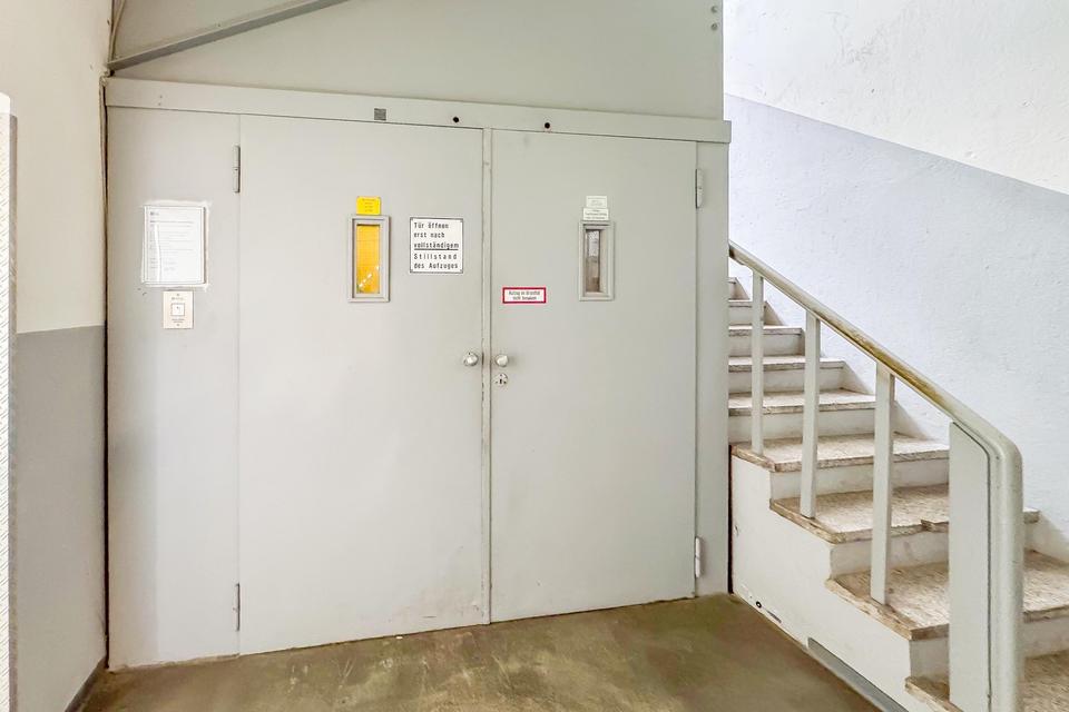 BÜRO – 270 m² – 7 BÜROS – 2 BESPRECHUNGSRÄUME – KÜCHE – LASTENAUFZUG – STELLPLÄTZE – TOP AUFGETEILT! – Bild 19