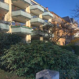 2 Zimmer Wohnung mit Garagenstellplatz,  in direkter Lage zur Alster