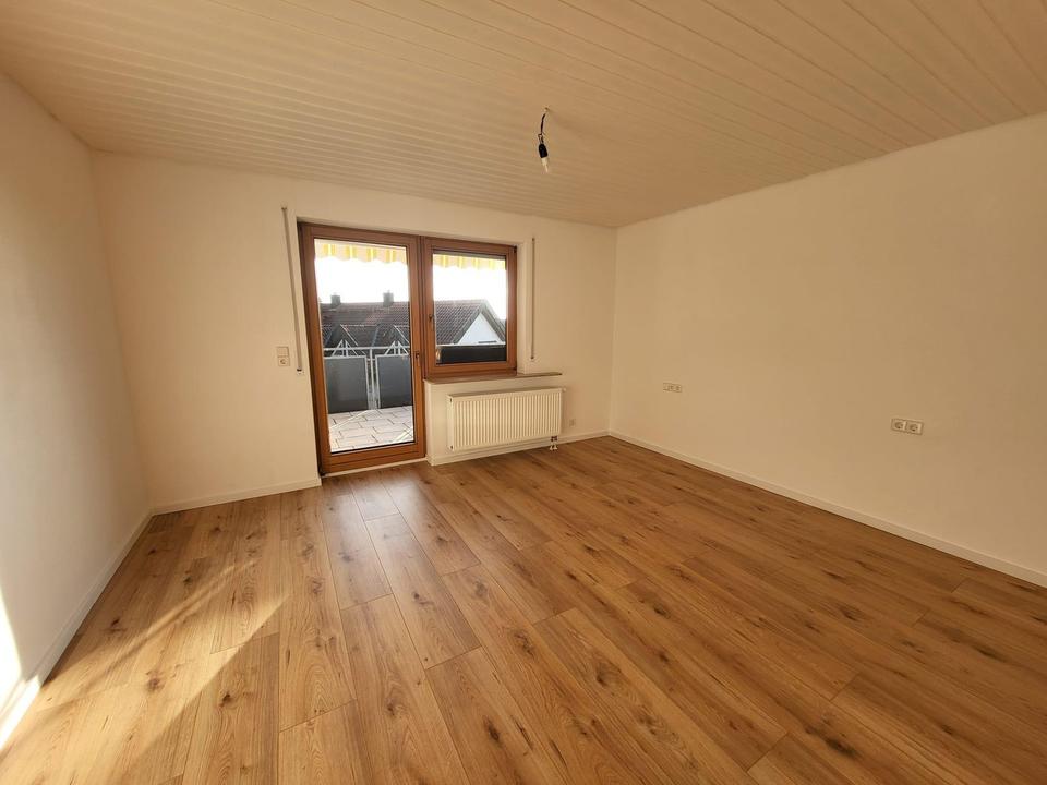 Attraktive 3-Zimmer-Wohnung (ca. 80 m²) in Ebersbach-Büchenbronn – Bild 7
