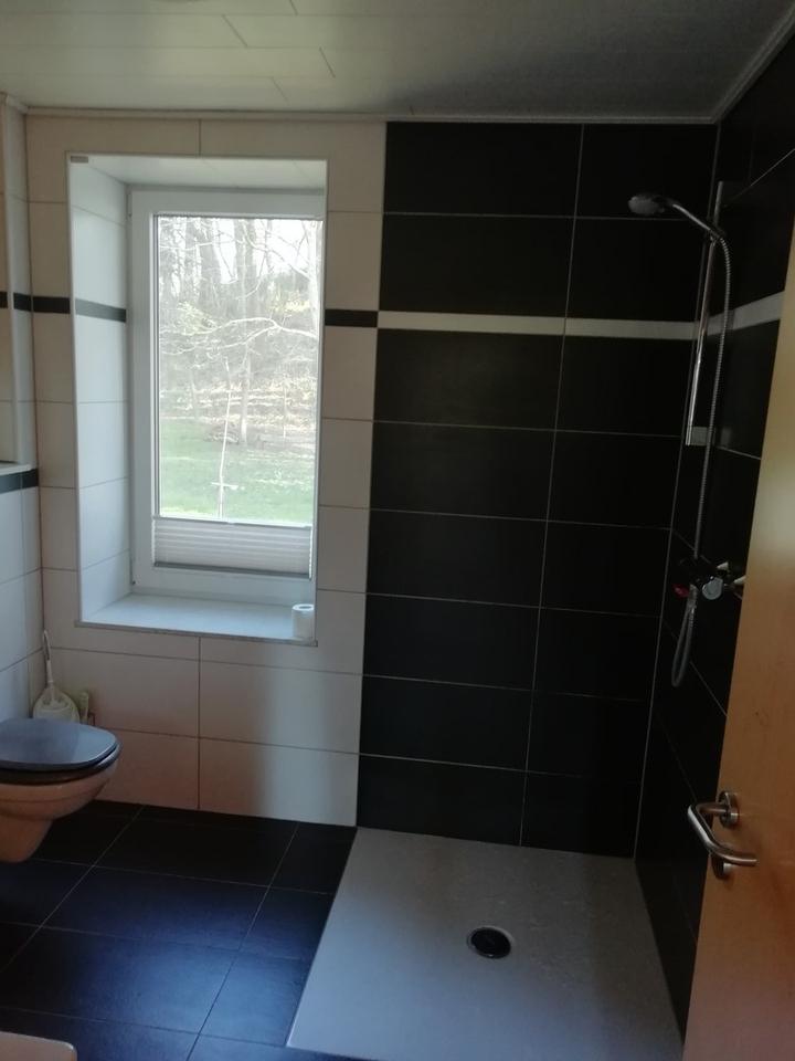 Seniorengerecht GEMEINSAM WOHNEN in einem exklusiven 7-Familienhaus auf dem Land. – Bild 5