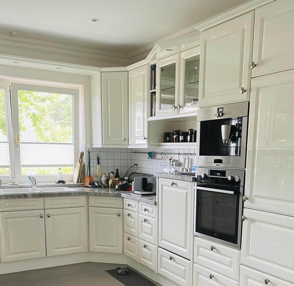 Walmdach-Bungalow m Einliegerwhg am Golfplatz – Bild 2